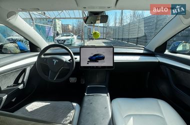 Седан Tesla Model 3 2023 в Черкассах