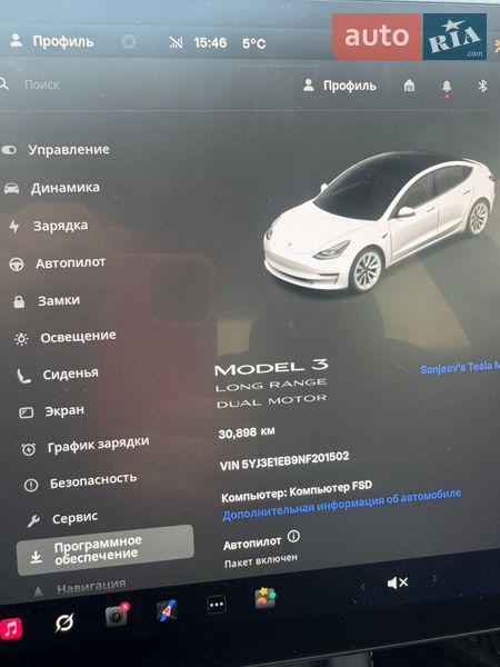 Седан Tesla Model 3 2022 в Новой Водолаге