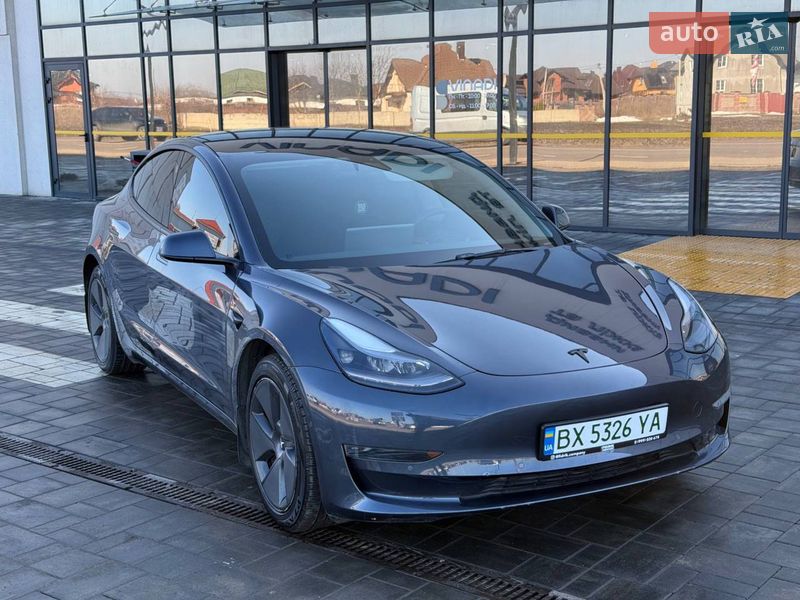 Седан Tesla Model 3 2022 в Луцьку фото 5 Седан Tesla Model 3 2022 в Луцьку