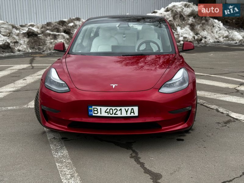 Седан Tesla Model 3 2021 в Полтаве