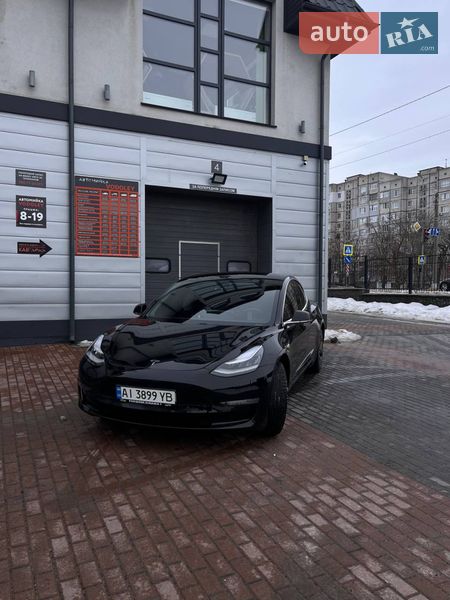 Седан Tesla Model 3 2019 в Белой Церкви