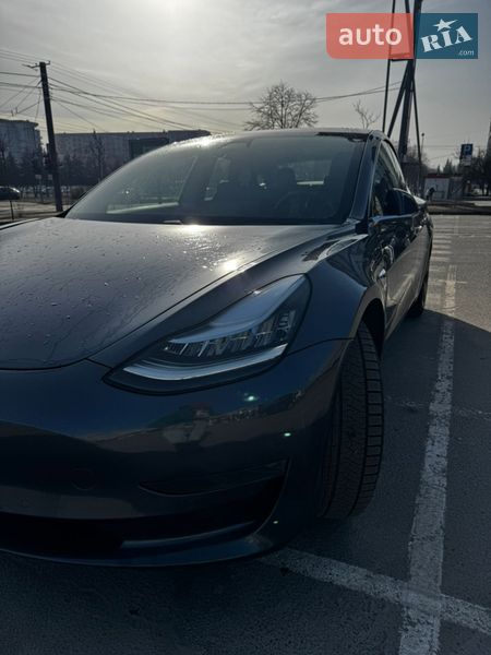 Седан Tesla Model 3 2019 в Львові фото 5 Седан Tesla Model 3 2019 в Львові