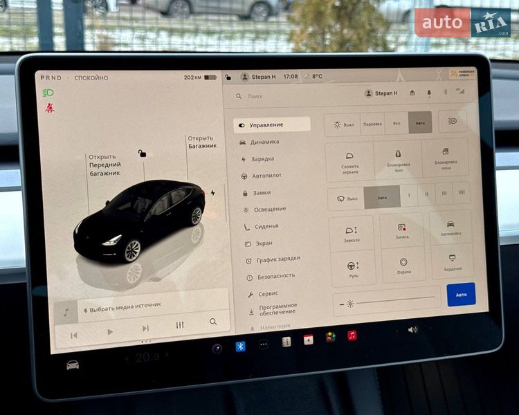 Седан Tesla Model 3 2022 в Києві