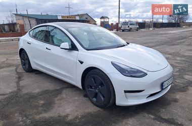 Седан Tesla Model 3 2023 в Києві