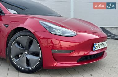 Седан Tesla Model 3 2021 в Ивано-Франковске