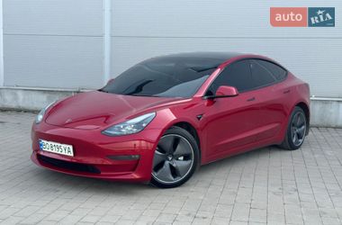 Седан Tesla Model 3 2021 в Ивано-Франковске