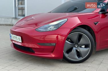 Седан Tesla Model 3 2021 в Ивано-Франковске