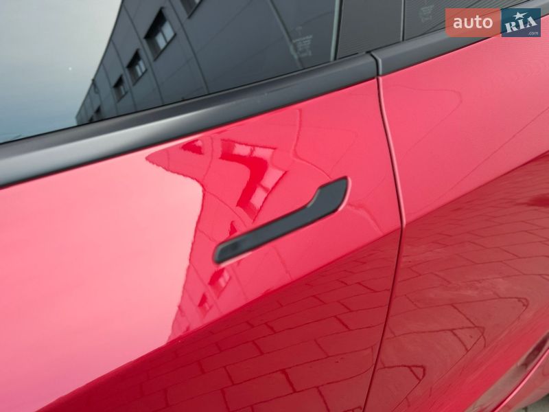 Седан Tesla Model 3 2021 в Ивано-Франковске