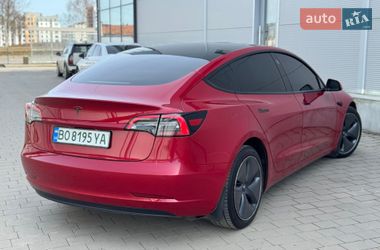 Седан Tesla Model 3 2021 в Ивано-Франковске