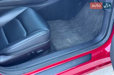 Седан Tesla Model 3 2021 в Ивано-Франковске