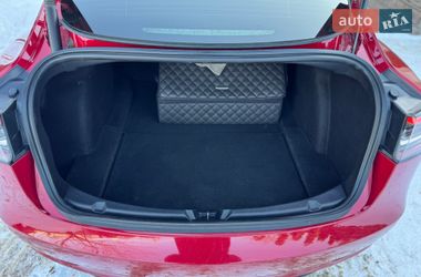 Седан Tesla Model 3 2021 в Ивано-Франковске