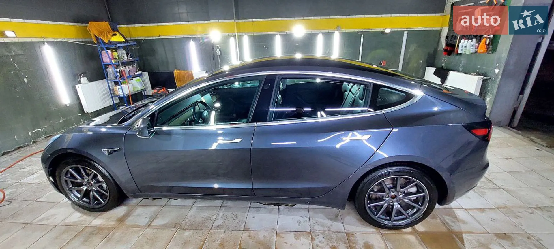 2018 Tesla Model 3 - мініатюра 11