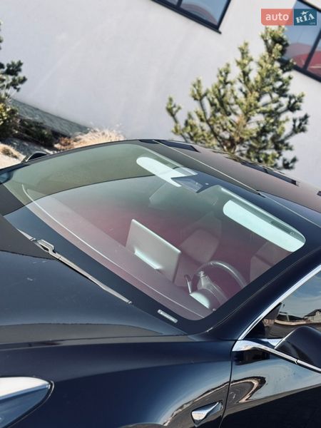 Седан Tesla Model 3 2018 в Луцьку