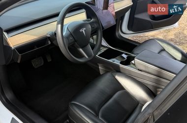 Седан Tesla Model 3 2019 в Ивано-Франковске