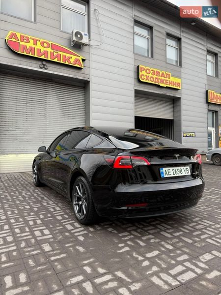 Седан Tesla Model 3 2021 в Каменском