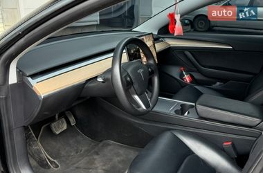 Седан Tesla Model 3 2021 в Каменском
