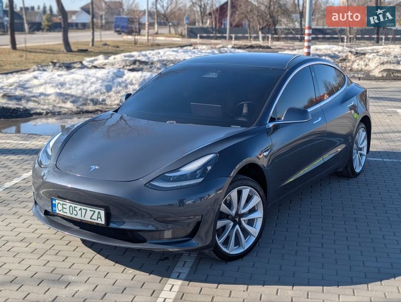 Седан Tesla Model 3 2019 в Коломые