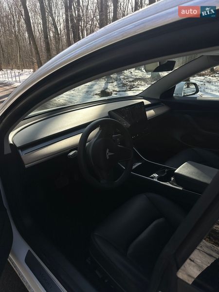 Седан Tesla Model 3 2019 в Луцьку