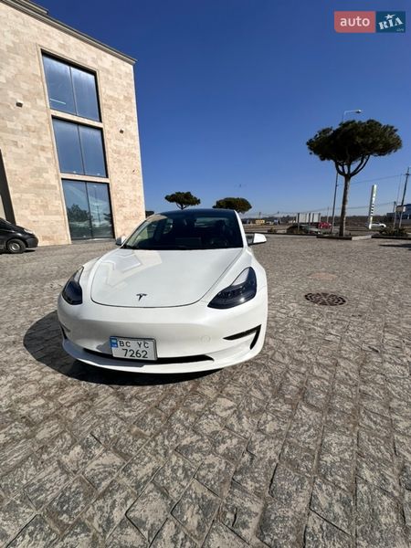 Седан Tesla Model 3 2020 в Львове фото 39 Седан Tesla Model 3 2020 в Львове