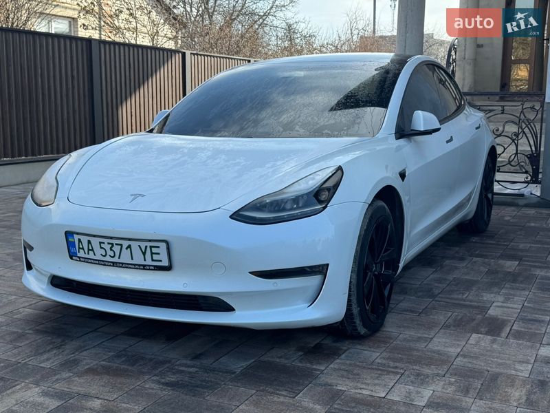 Седан Tesla Model 3 2021 в Луцке фото Седан Tesla Model 3 2021 в Луцке