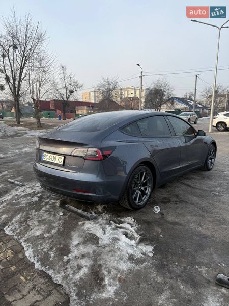 Седан Tesla Model 3 2021 в Ирпене