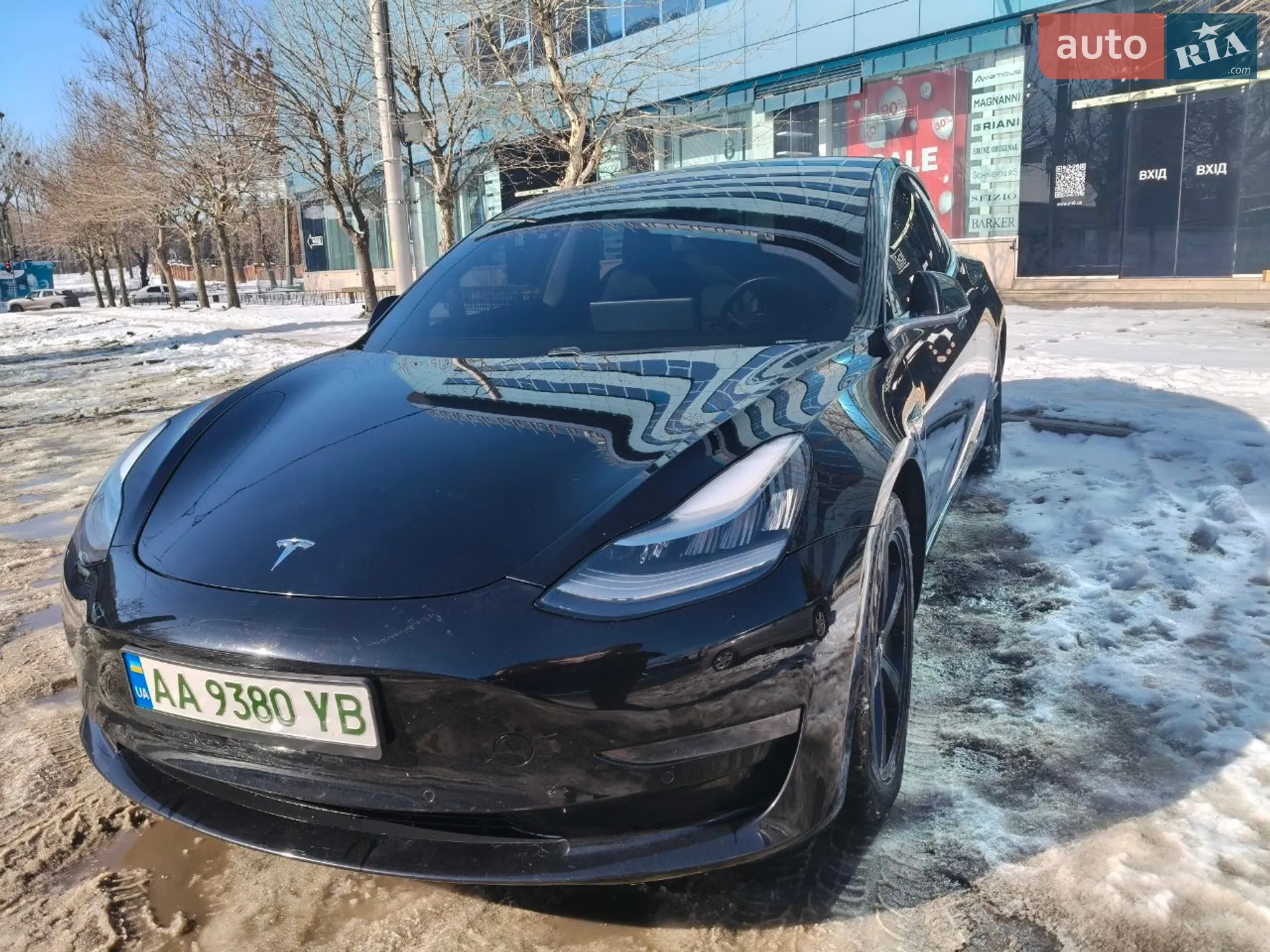 2020 Tesla Model 3 - фото 1