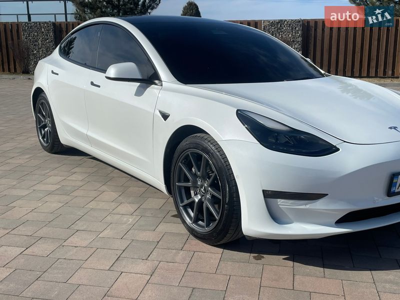 Седан Tesla Model 3 2022 в Івано-Франківську фото 9 Седан Tesla Model 3 2022 в Івано-Франківську