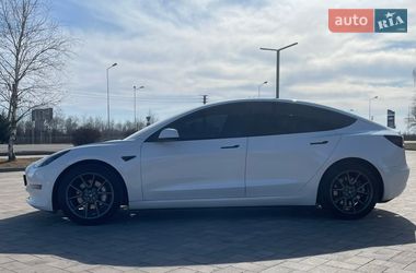 Седан Tesla Model 3 2022 в Ивано-Франковске