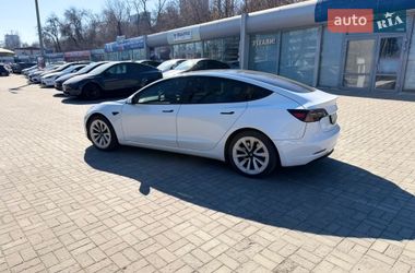 Седан Tesla Model 3 2022 в Дніпрі