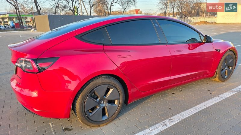 Седан Tesla Model 3 2021 в Одесі