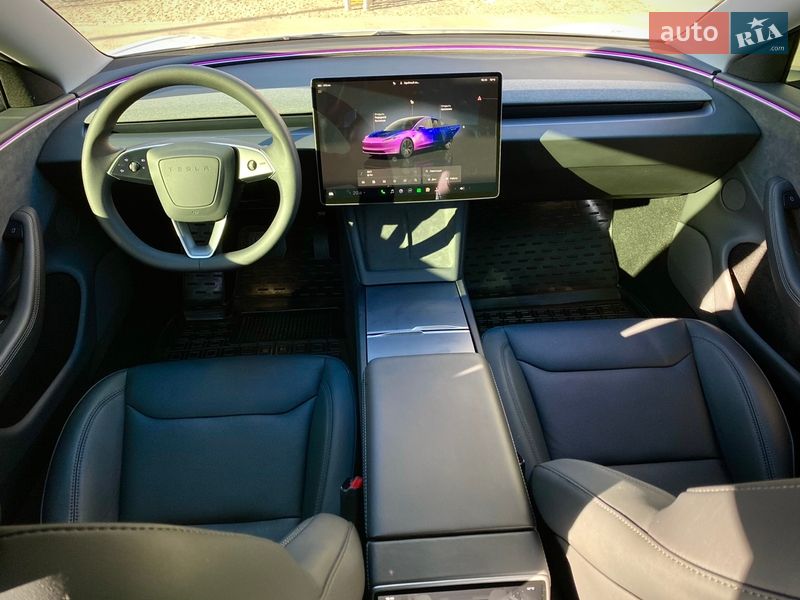Седан Tesla Model 3 2024 в Киеве