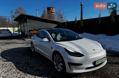 Седан Tesla Model 3 2020 в Коростышеве