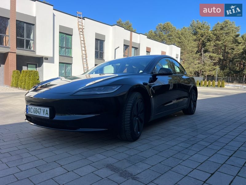 Седан Tesla Model 3 2024 в Ковелі
