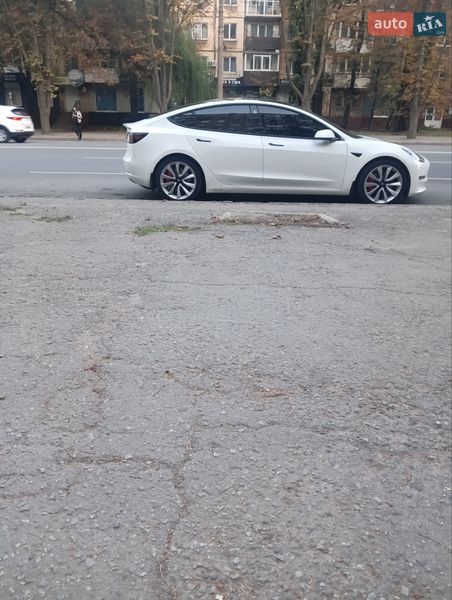 Седан Tesla Model 3 2022 в Кривому Розі фото 19 Седан Tesla Model 3 2022 в Кривому Розі