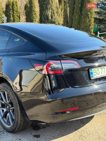 Седан Tesla Model 3 2021 в Тернополі