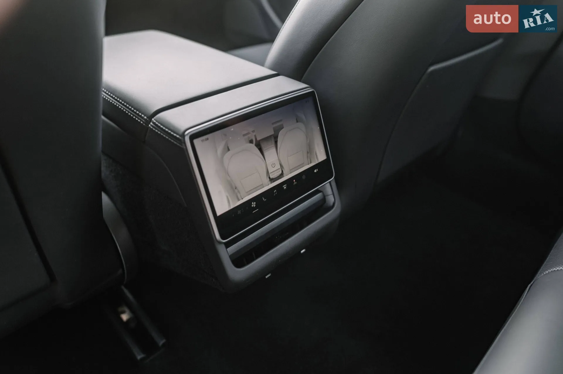 2025 Tesla Model 3 - мініатюра 43