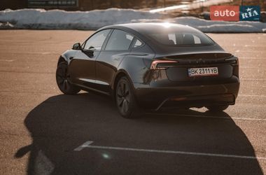 Седан Tesla Model 3 2025 в Ровно фото 55 Седан Tesla Model 3 2025 в Ровно