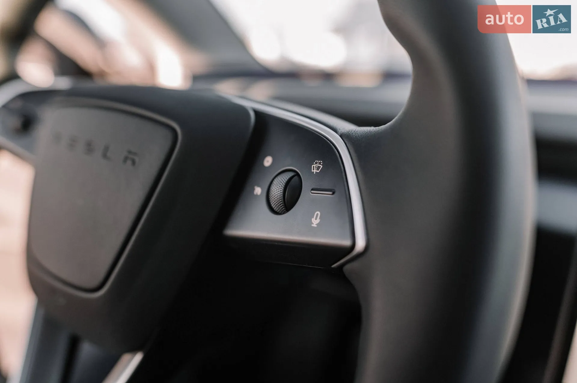 2025 Tesla Model 3 - мініатюра 65