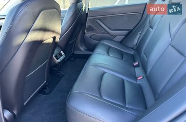 Седан Tesla Model 3 2019 в Киеве