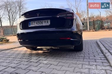 Седан Tesla Model 3 2020 в Ивано-Франковске