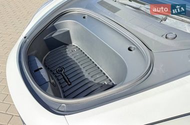 Седан Tesla Model 3 2020 в Харькове