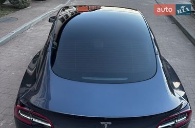 Седан Tesla Model 3 2022 в Стрые