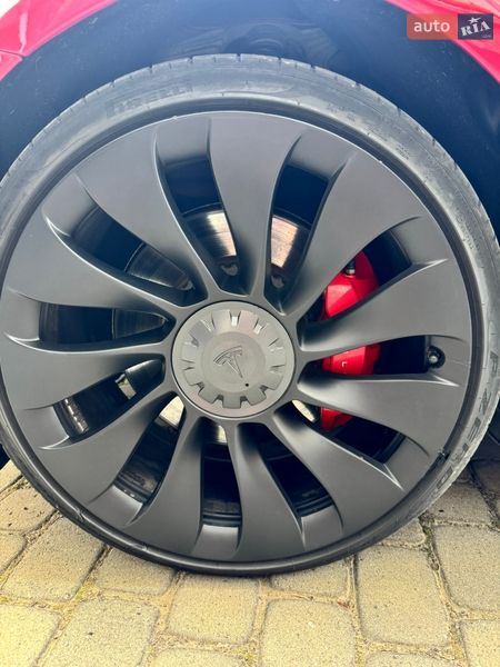 Седан Tesla Model 3 2021 в Львові