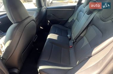 Седан Tesla Model 3 2024 в Черкассах
