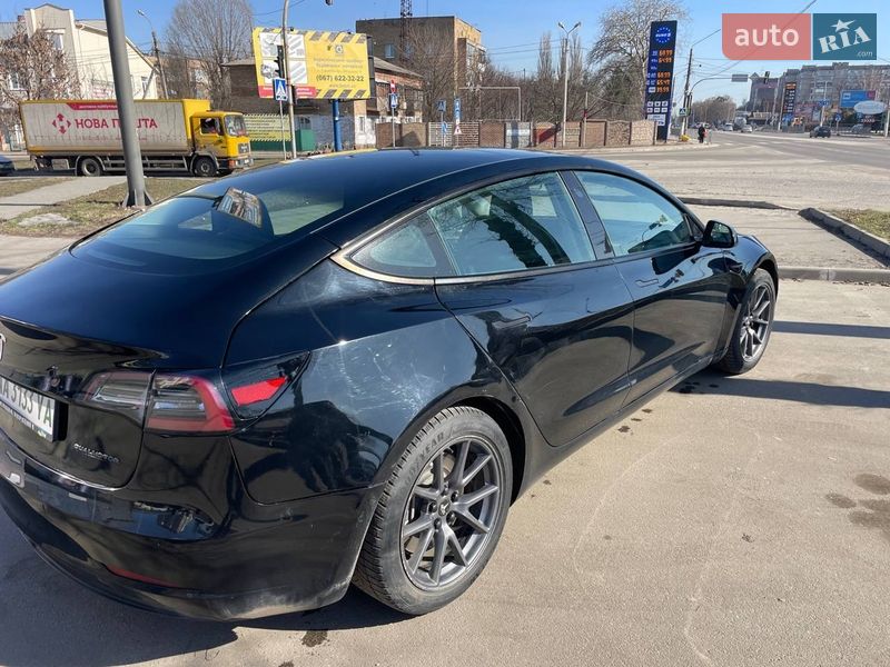 Седан Tesla Model 3 2022 в Борисполе