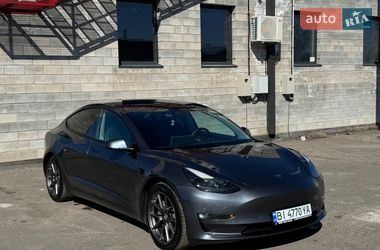 Седан Tesla Model 3 2020 в Кременчуге