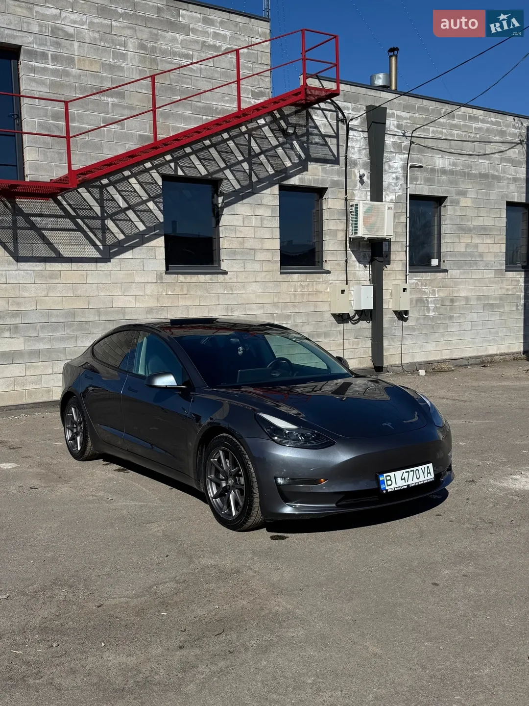 2020 Tesla Model 3 - мініатюра 3