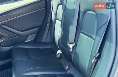 Седан Tesla Model 3 2020 в Кременчуге