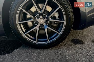 Седан Tesla Model 3 2020 в Кременчуге