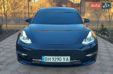 Седан Tesla Model 3 2021 в Одессе